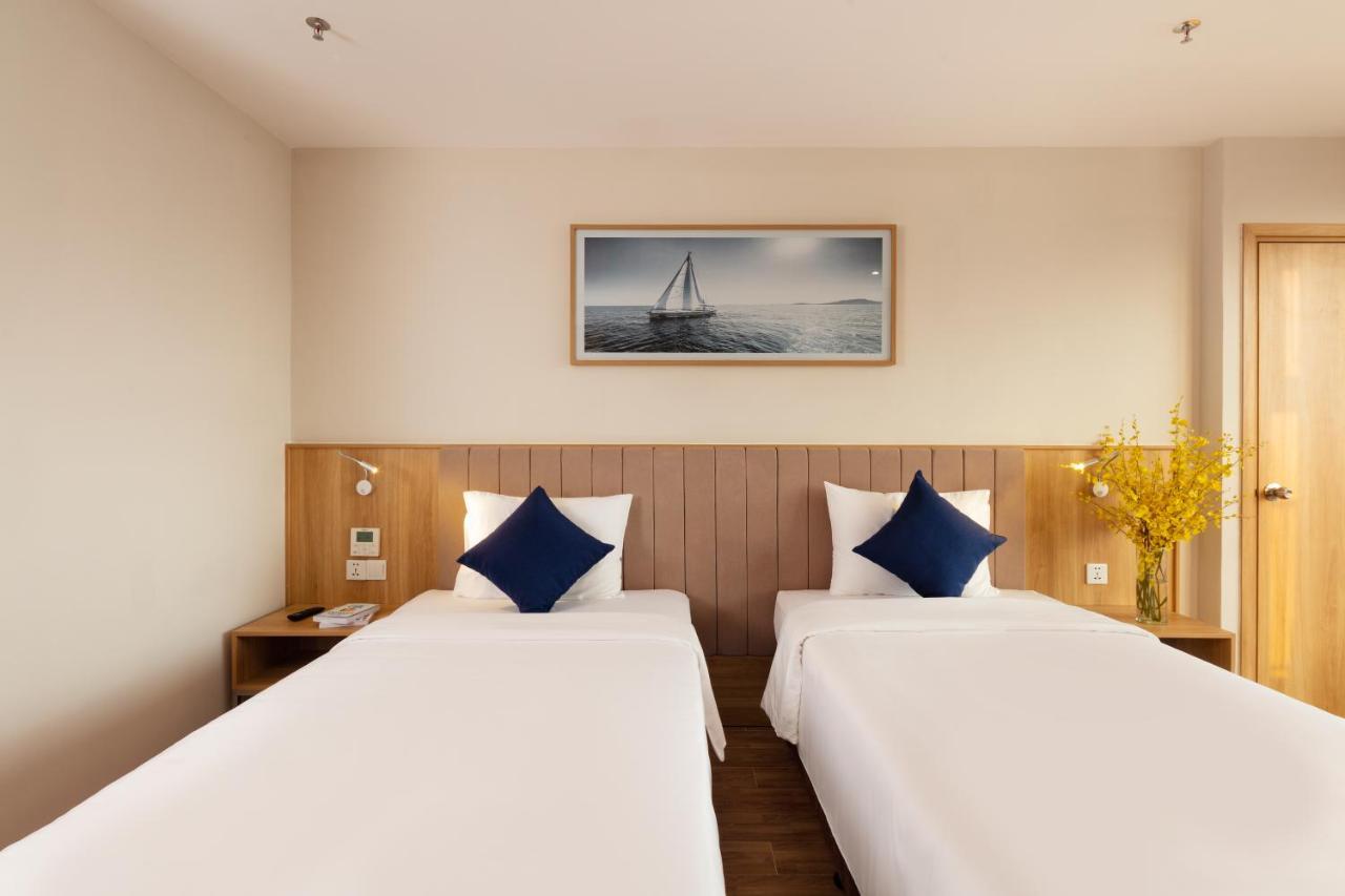 Ventana Nha Trang Hotel Exterior photo