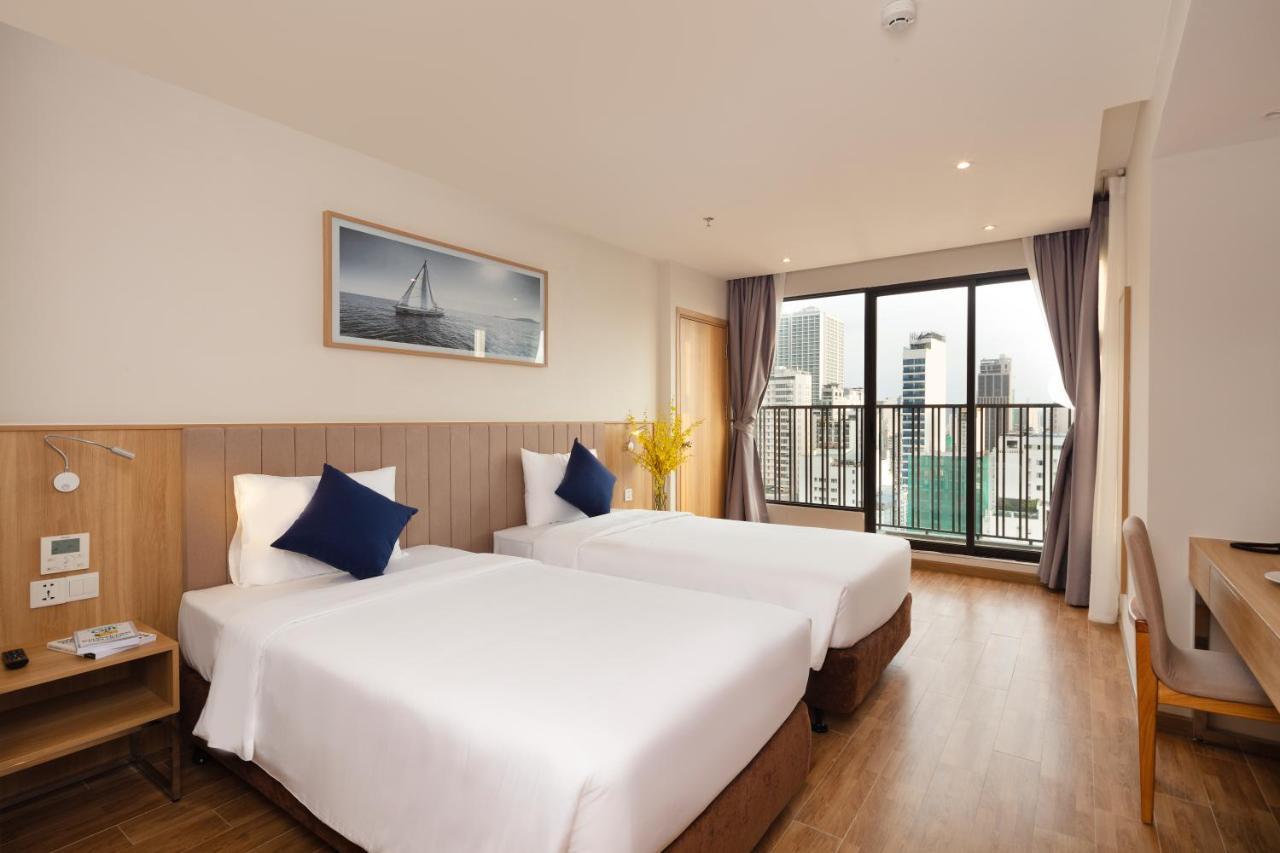 Ventana Nha Trang Hotel Exterior photo