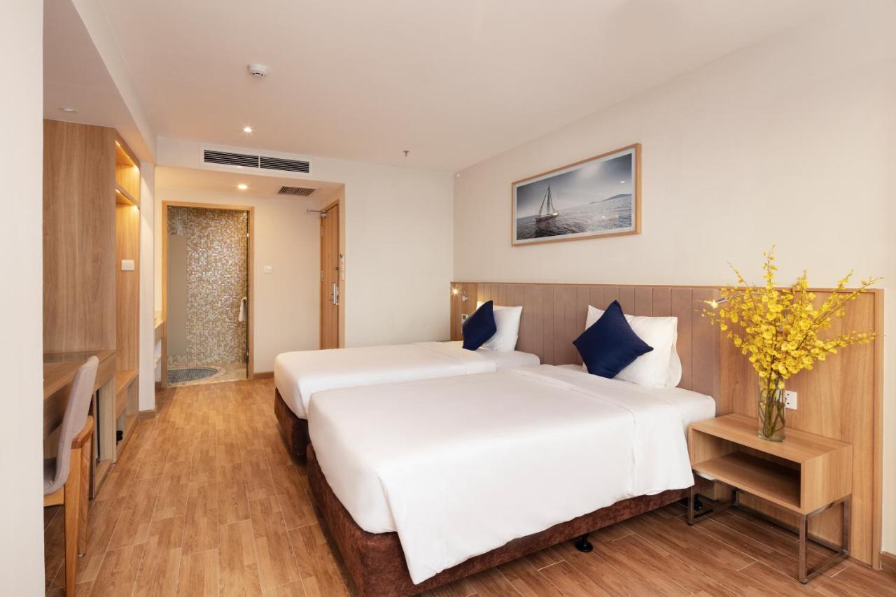 Ventana Nha Trang Hotel Exterior photo