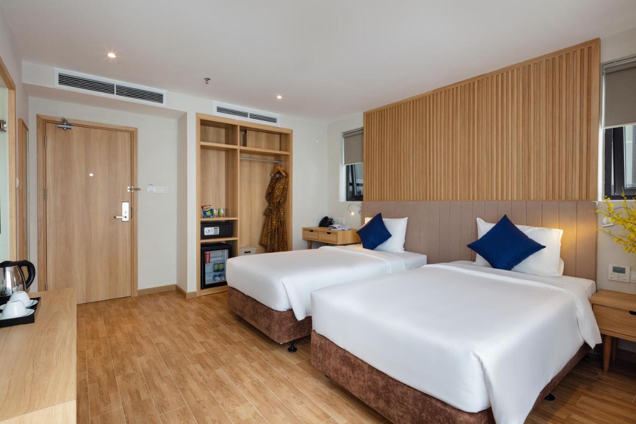 Ventana Nha Trang Hotel Exterior photo