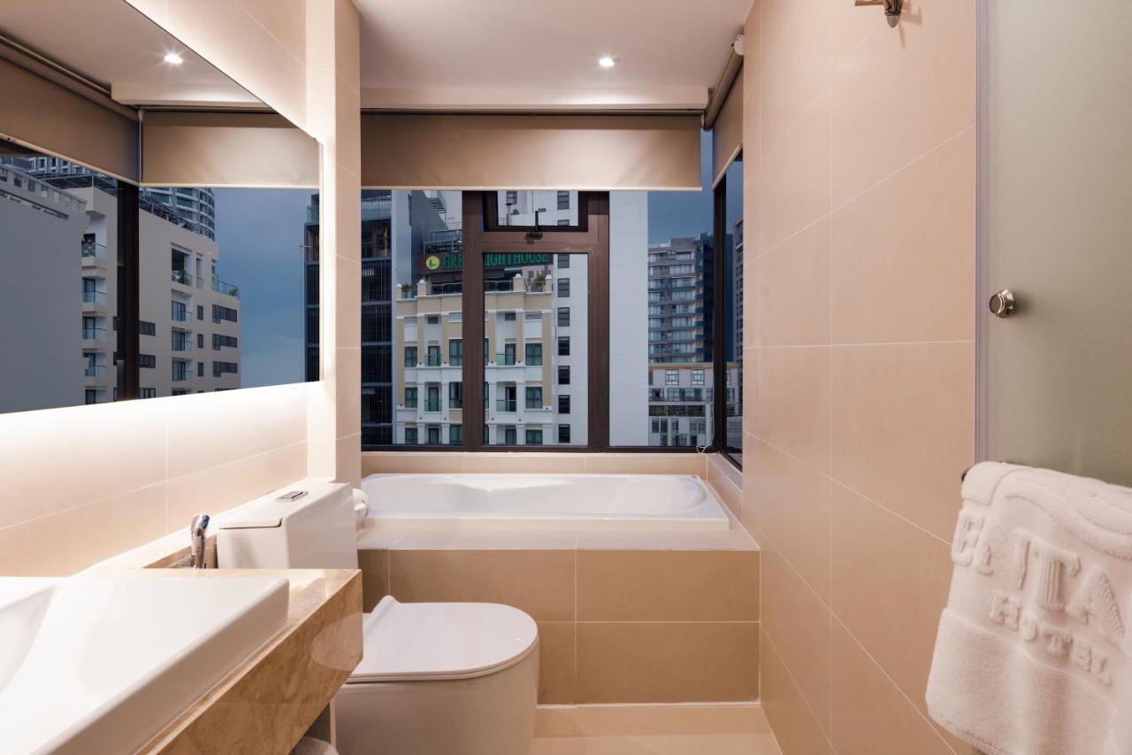 Ventana Nha Trang Hotel Exterior photo