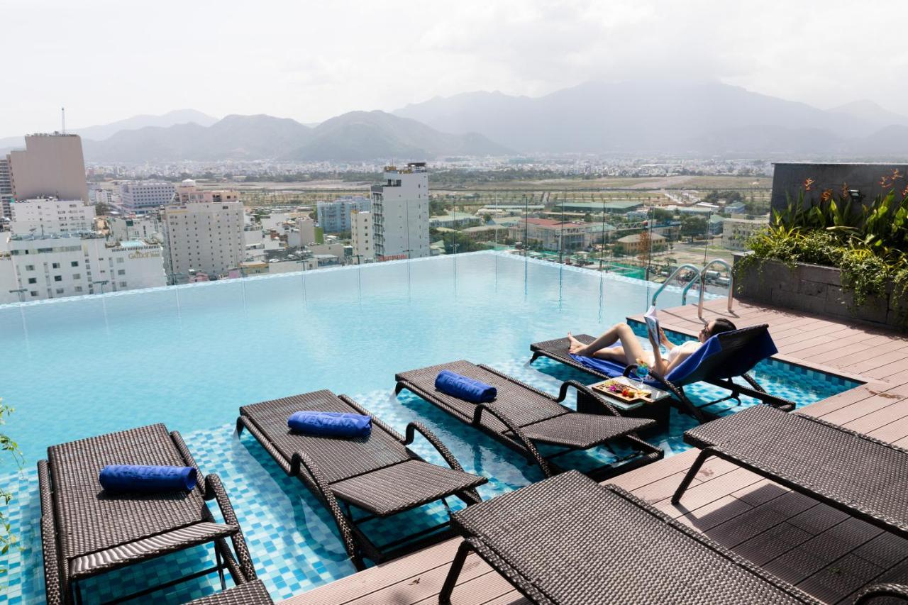 Ventana Nha Trang Hotel Exterior photo